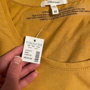 Maurices T-Shirt medium